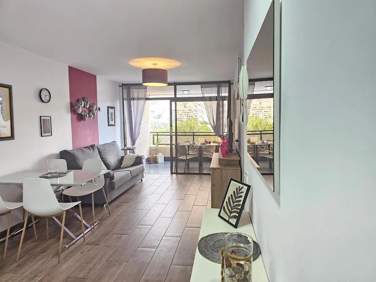 Holidays City Center, Los Cristianos Beach Arona  Spanje