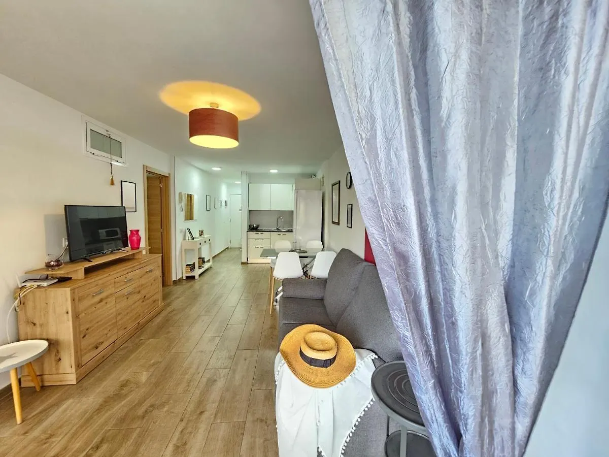 Holidays City Center, Los Cristianos Beach 아로나 0*,  스페인